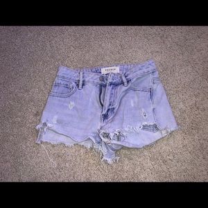 pacsun light wash jean shorts